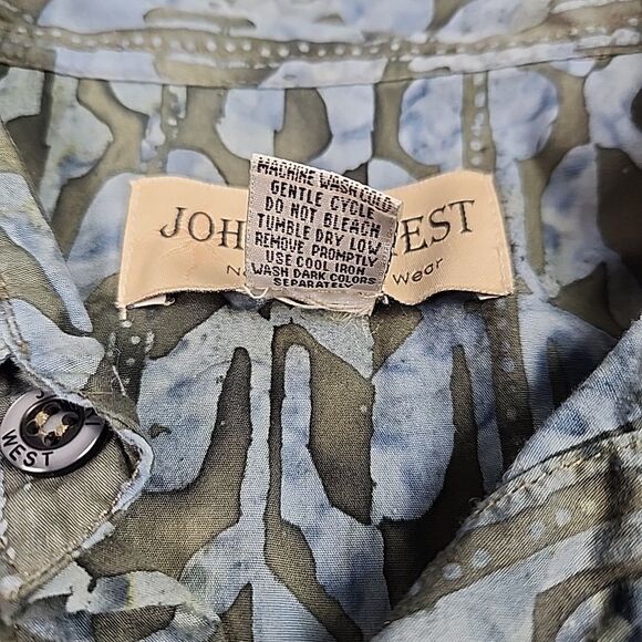 Johari West Mens Hawaiian Shirt XL Batik Button Down Shirt Short Sleeve Cotton - Picture 6 of 9